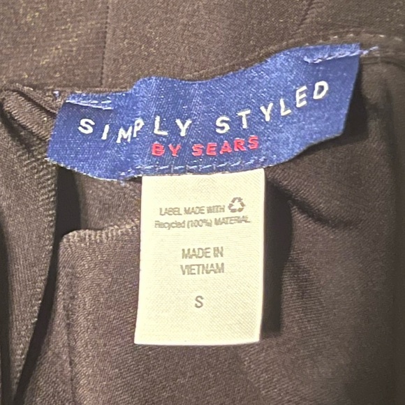 a silk off the shoulder semi-professional shirt/Brand-simply styled by sears (S) - Picture 4 of 4